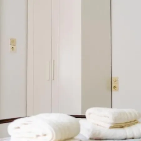 Apartment Little *