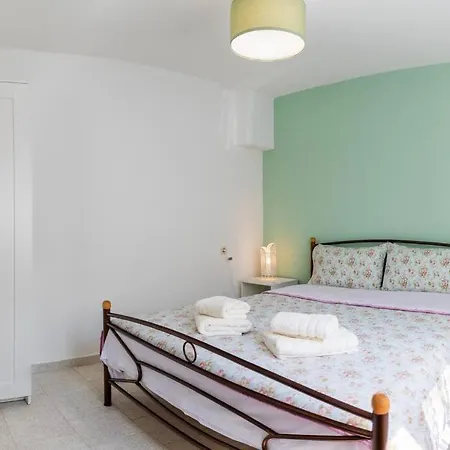 Apartment Little *